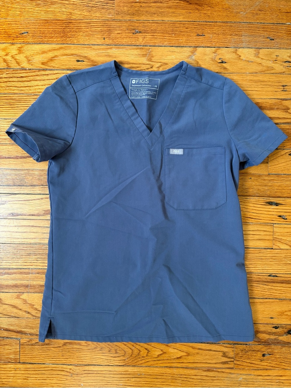 FIGS Space Grey Women’s V-Neck Livingston Scrub Top - XS